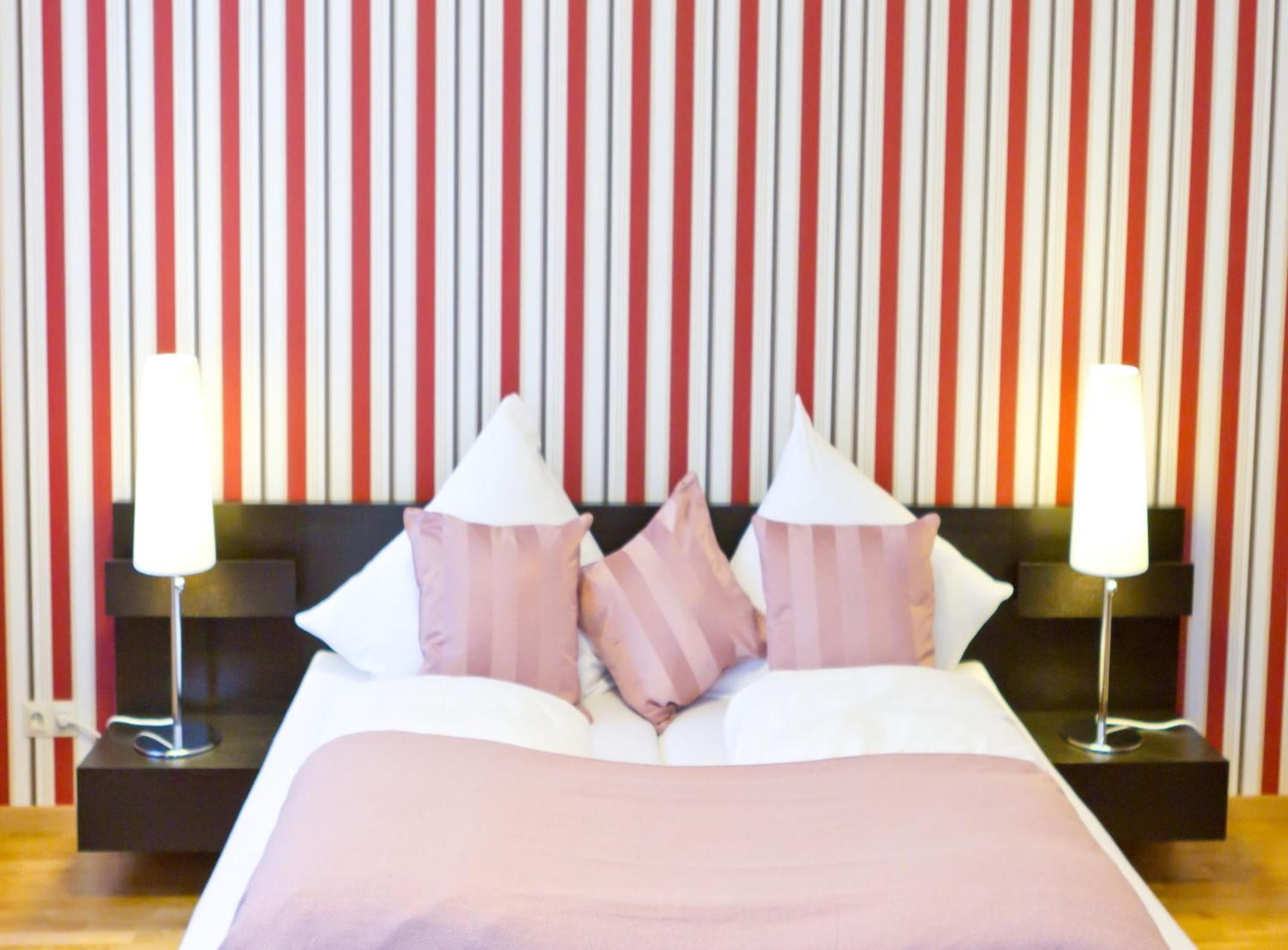 Suiten Hotel Dependance Laterne Baden-Baden Ngoại thất bức ảnh